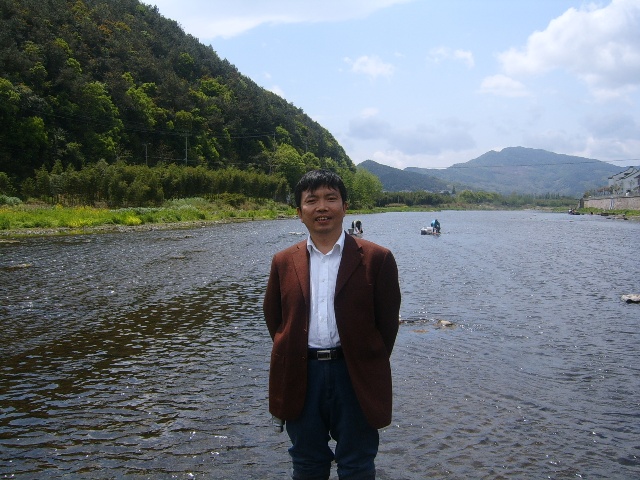����ҳͼƬ���š�
���ű��⣺վ�����
����ʱ�䣺2009-3-8 16:07:38
���ߣ�������